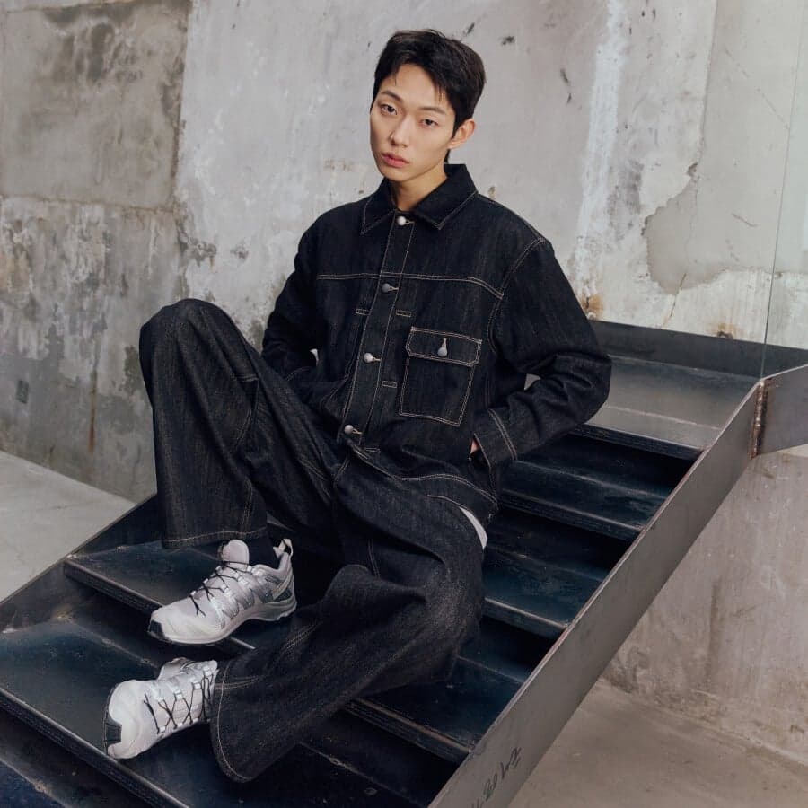 와이드원턱블랙로우데님팬츠 2